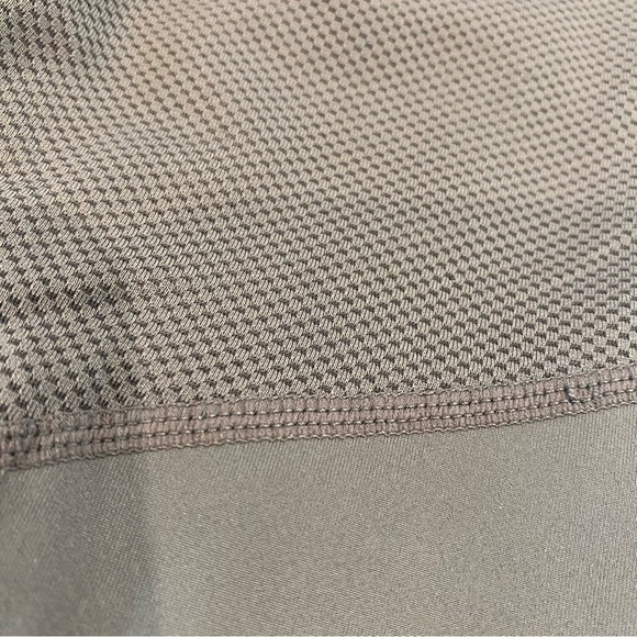 Nike Dri Fit Gray workout pants with Zipper Pouch - Picture 8 of 9